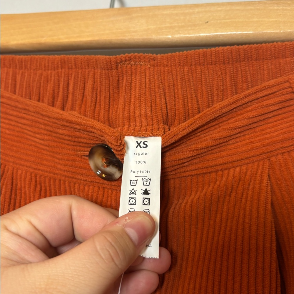 NWT Halara Mid Rise Zipper Pocket Corduroy Casual Pants Burnt Orange Sz XS - Picture 4 of 7